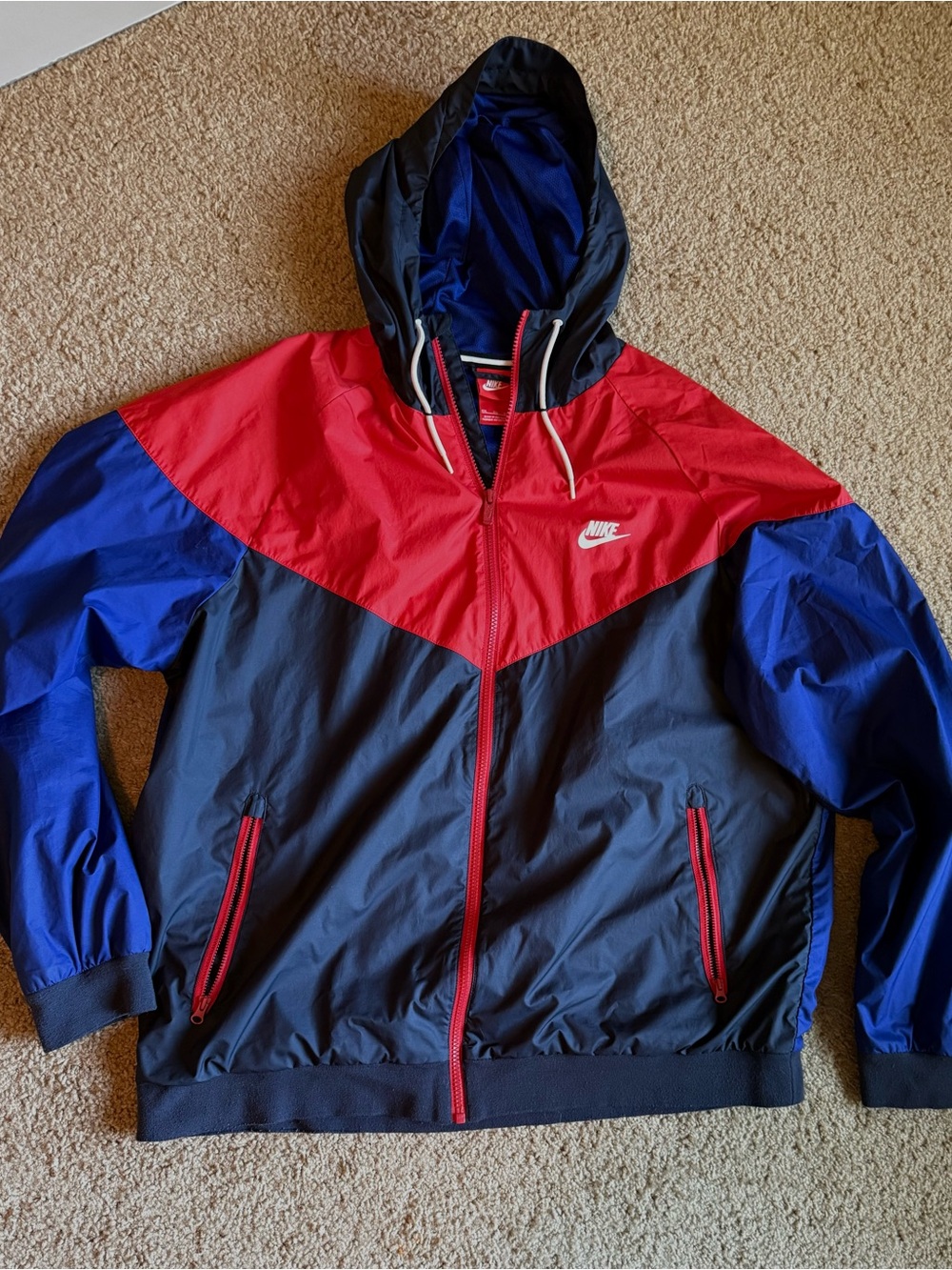 Vintage Nike Sportswear Windrunner Hooded Windbreaker Jacket
